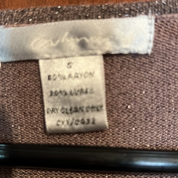 Sweater/Top - Picture 3 of 5